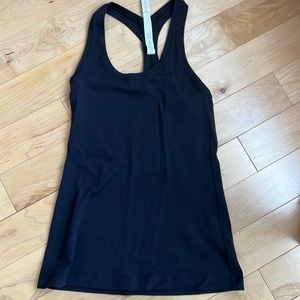 Lululemon black tank top